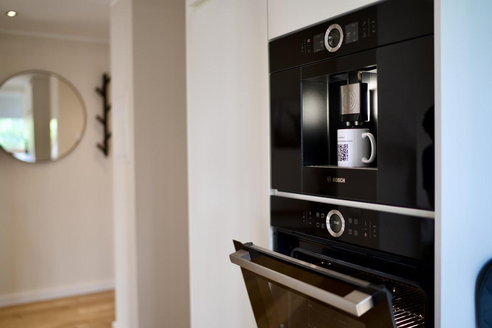 Edler Wohnraum Noble Stadtoase Mit Boxspringbett, Kaffeevollautomat & Parkplatz Zwickau Exterior photo